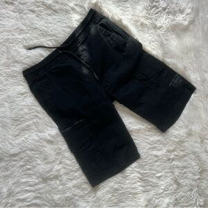 Akademiks Mens Black Cargo Shorts Size Small